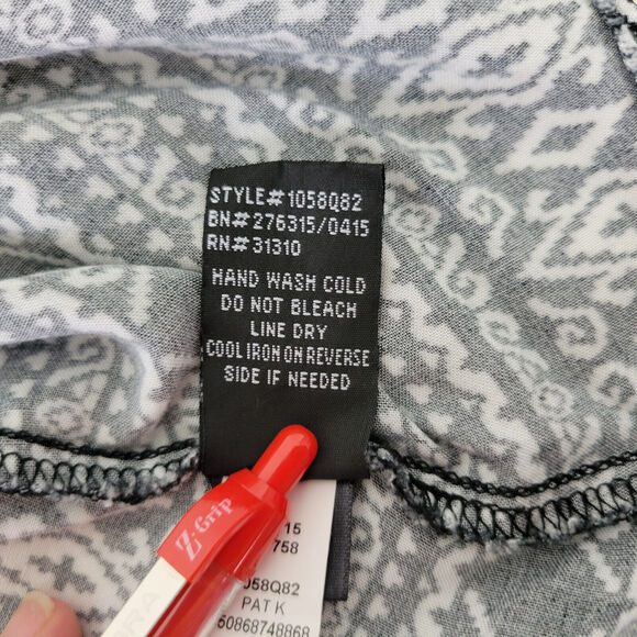 Iz Byer Shirt Women Small Black White Tank Top Geometric Scoop Neck Strappy Back - Picture 9 of 10